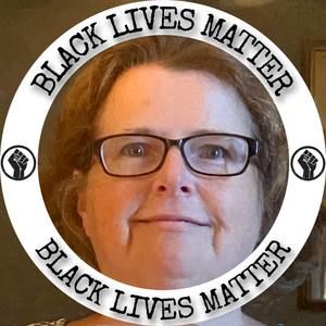 Meet your Posher, Ellen